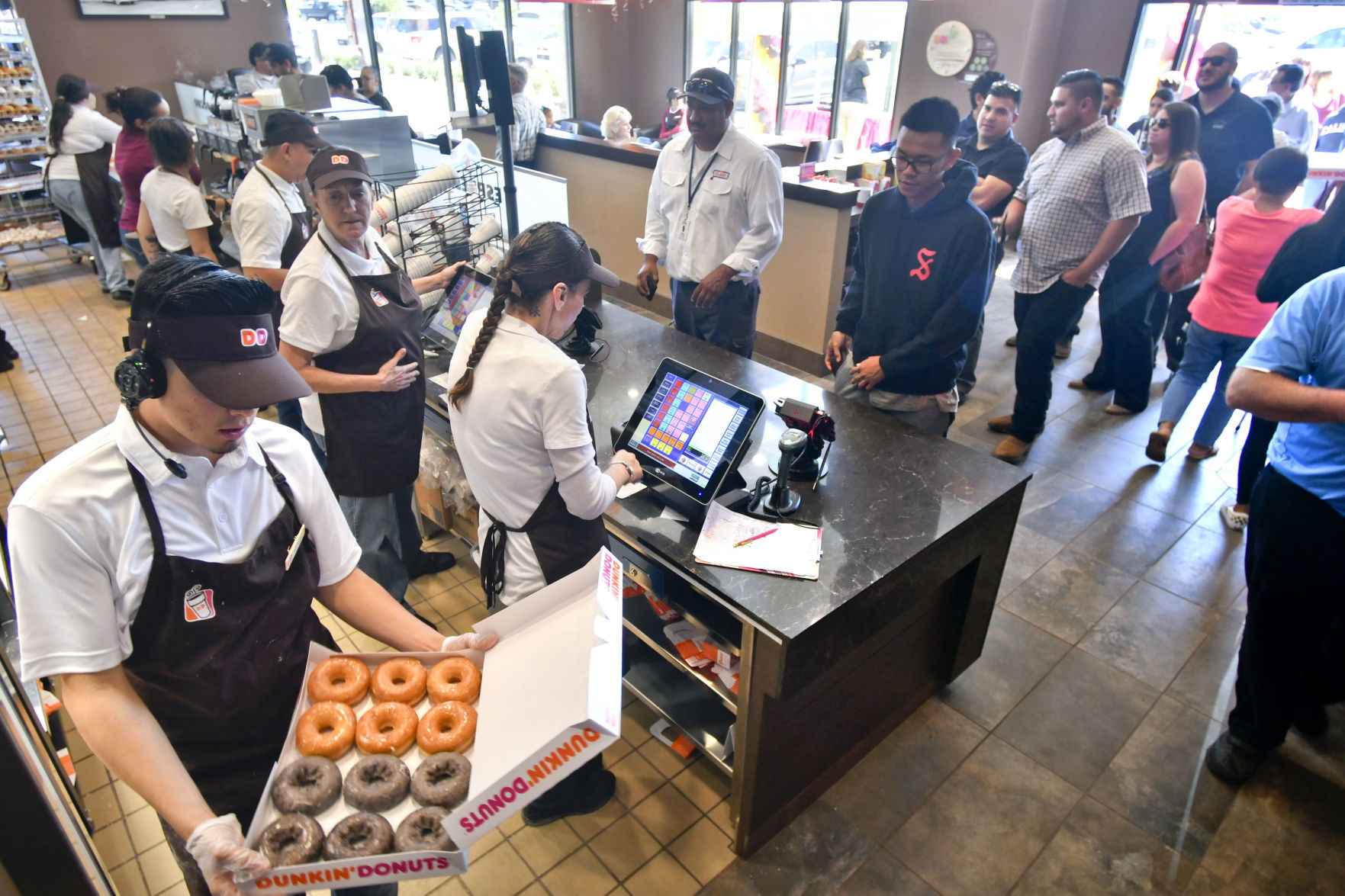 061218 Dunkin' Donuts 01.jpg